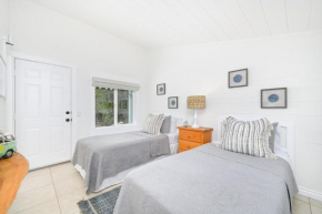 San Clemente Bungalow with jacuzzi Close to the Beach